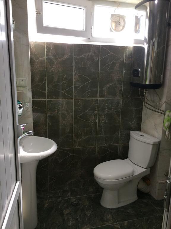 Apartment On Khinikadze 4 Batoemi Buitenkant foto